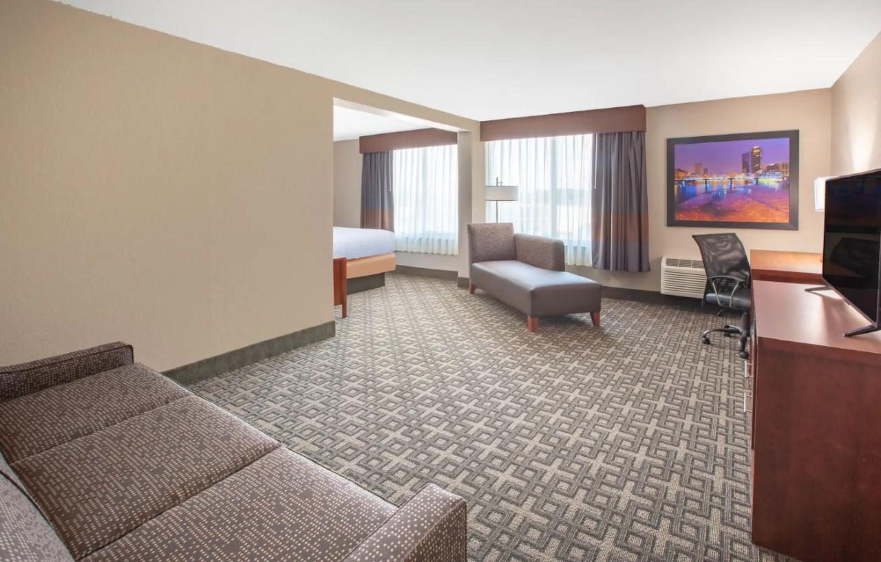 Baymont By Wyndham Grand Rapids Near Downtown Hotel Wyoming Exterior foto